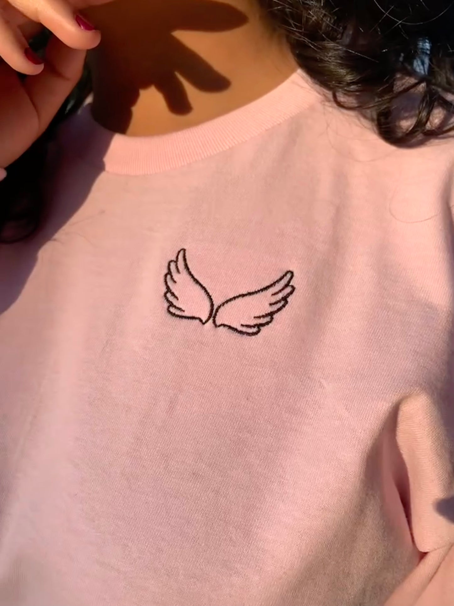 WINGS BLACK